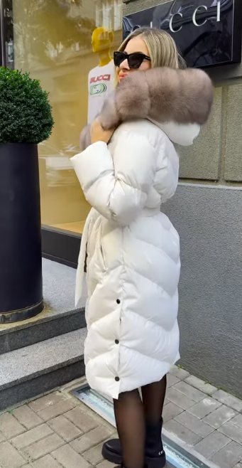 Christina | Elegant casual jacket with faux fur collar